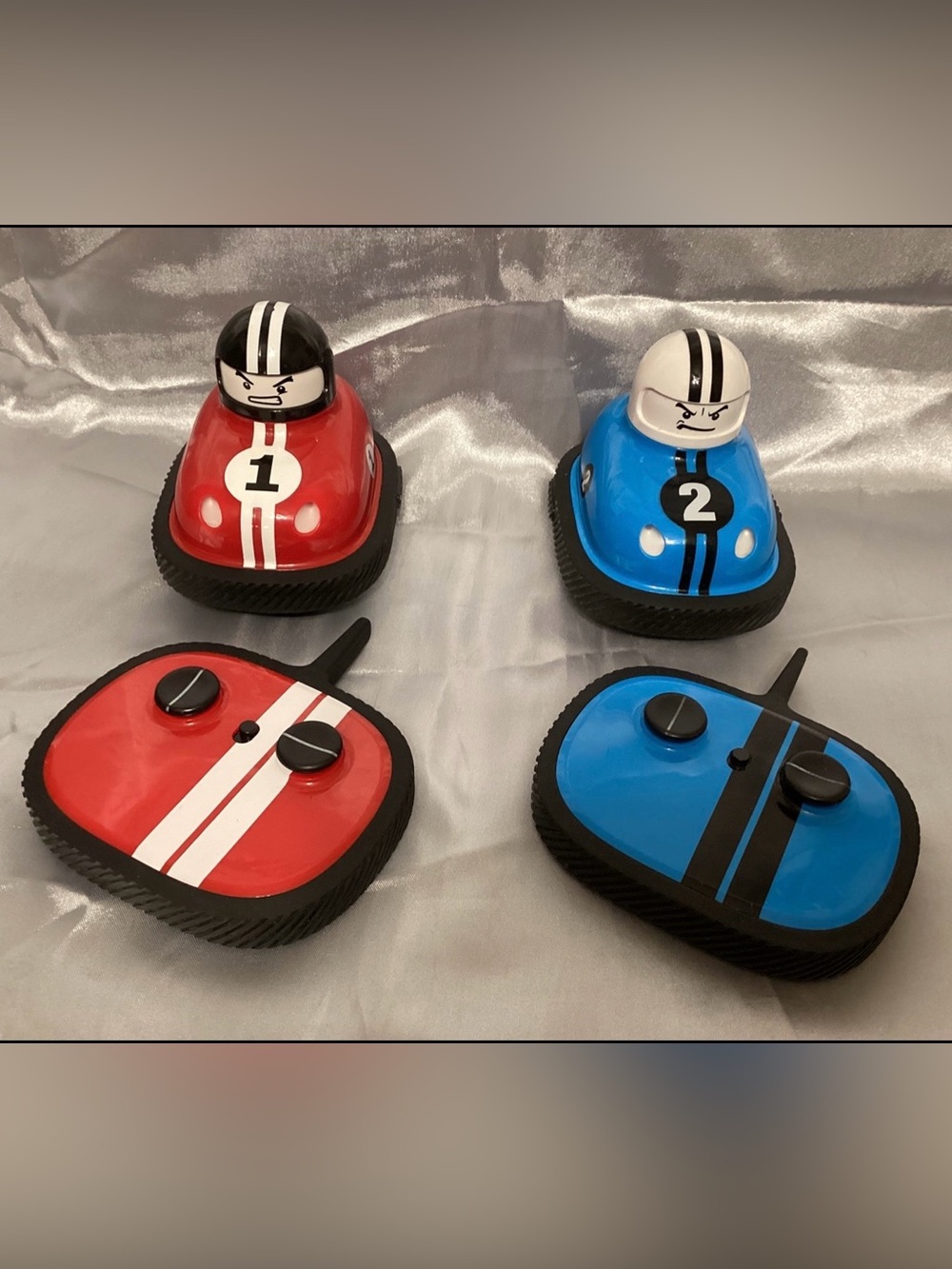 Sharper Image Road Rage Remote Control Bumper Cars - Picture 3 of 7